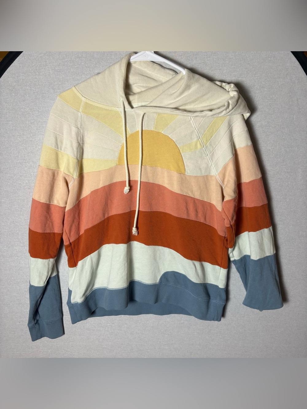 Faherty Soleil Hoodie Sunset Stripe Pieced Sun Design 100% Pima Cotton Medium